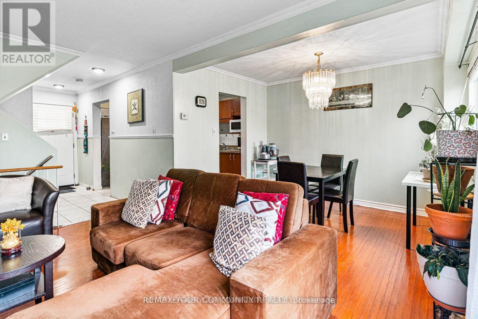 Townhouse at 336 FLEETWOOD CRESCENT, Brampton (Southgate)