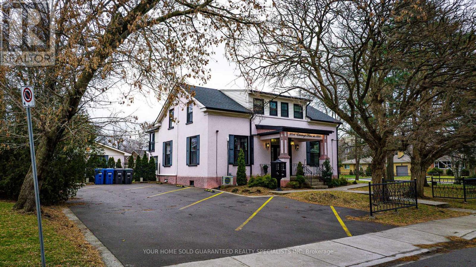 Multiplex at 2014 EDINBURGH DRIVE, Burlington (Brant)
