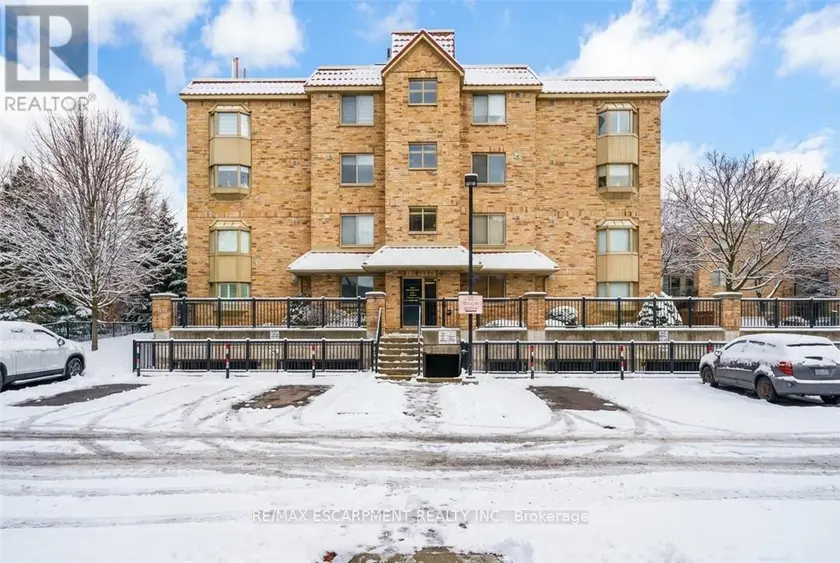 Apartment at 211 - 3499 UPPER MIDDLE ROAD, Burlington