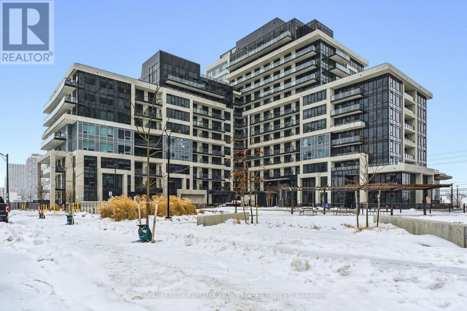 Apartment at 102 - 3200 WILLIAM COLTSON AVENUE, Oakville (JM Joshua Meadows)