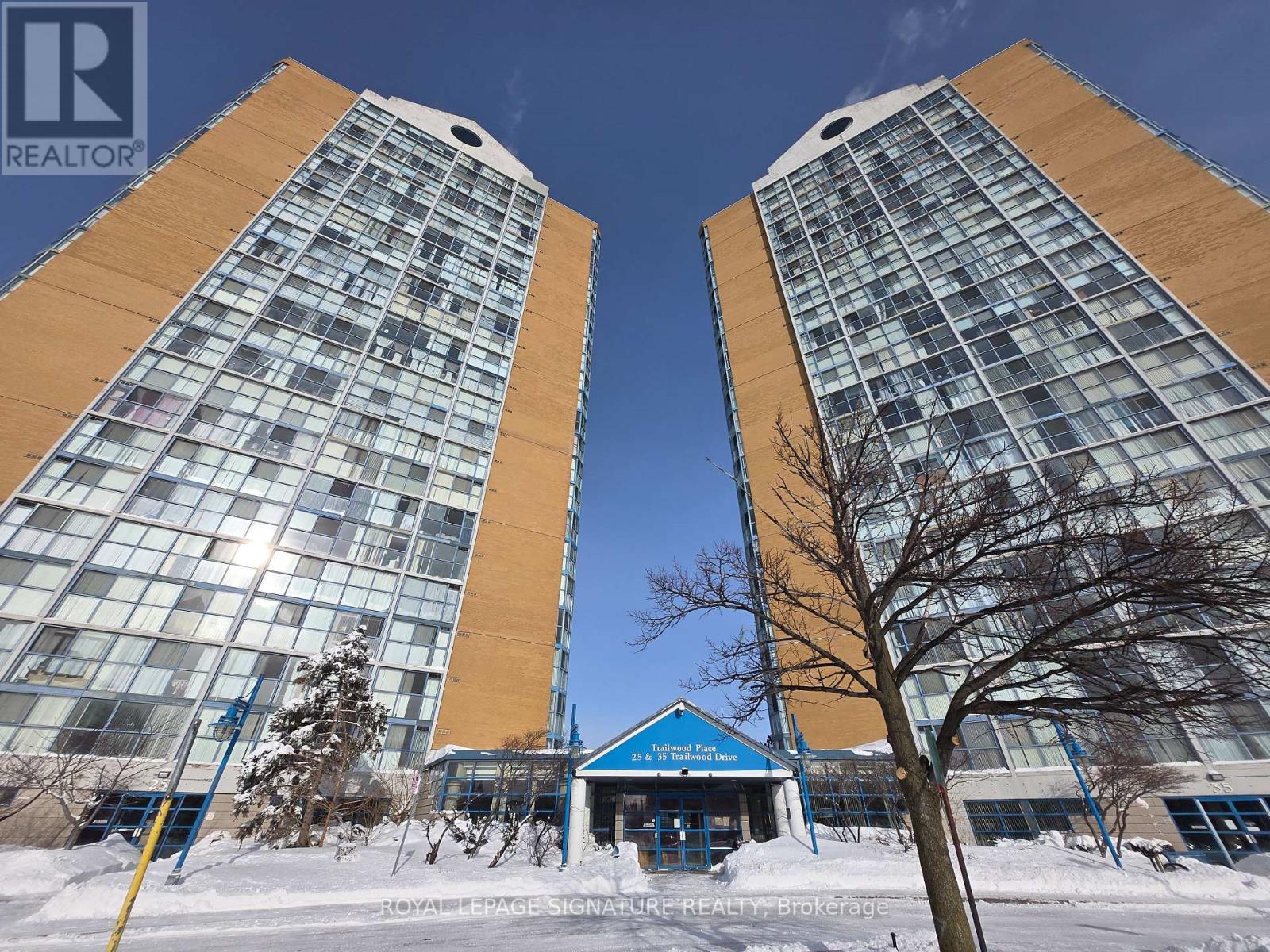 Apartment at 1606 - 25 TRAILWOOD DRIVE, Mississauga (Hurontario)