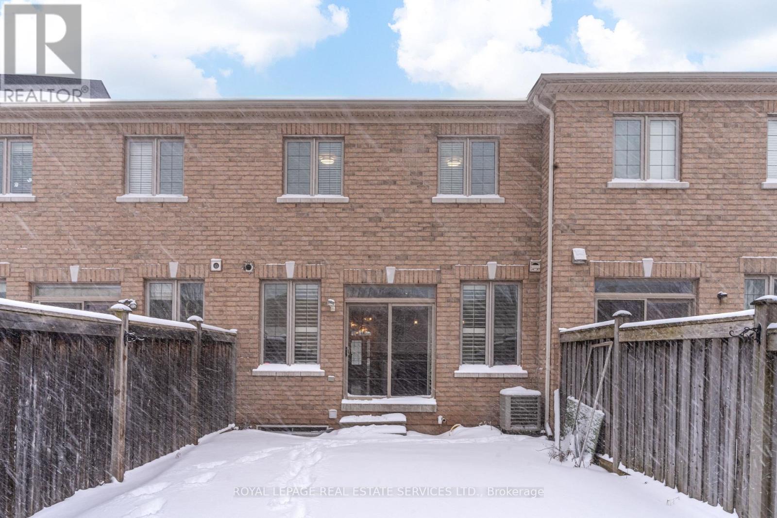 Townhouse at 1259 CRAIGLEITH ROAD, Oakville