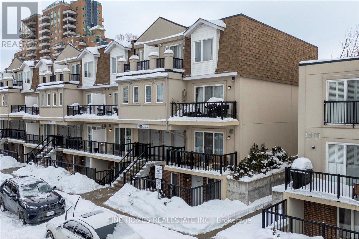 Townhouse at 2072 - 3041 FINCH AVENUE W, Toronto (Humbermede)