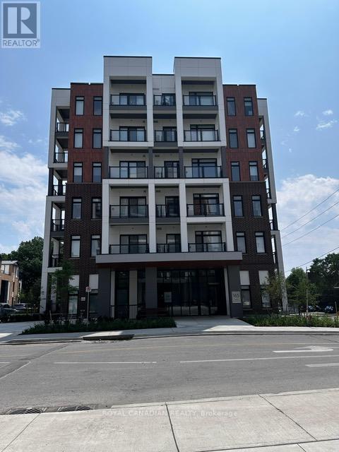 Apartment at 204 - 165 CANON JACKSON DRIVE W, Toronto (Beechborough-Greenbrook)
