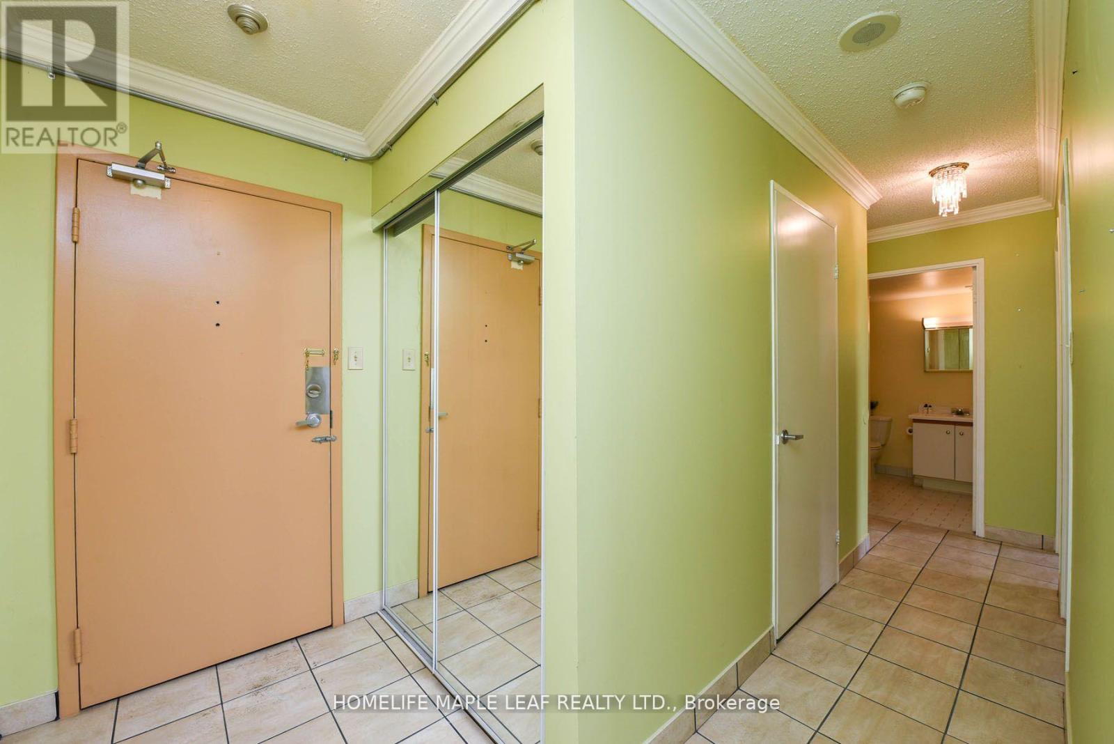 Apartment at 402 - 3559 EGLINTON AVENUE W, Toronto (Mount Dennis)
