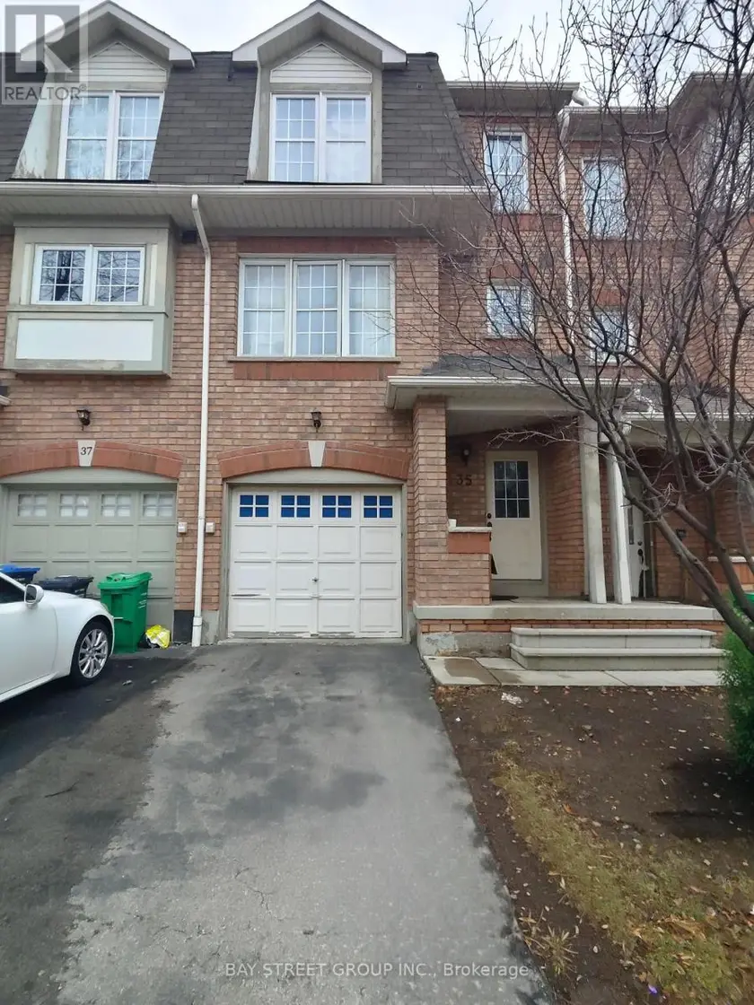 Townhouse at 35 - 3030 BREAKWATER COURT, Mississauga