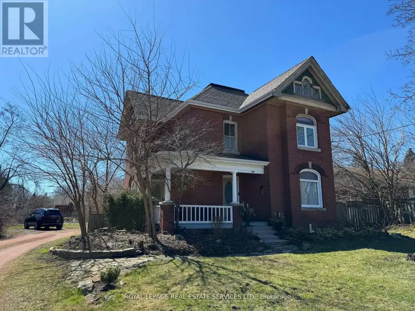 Detached at 496 WALKER'S LINE, Burlington
