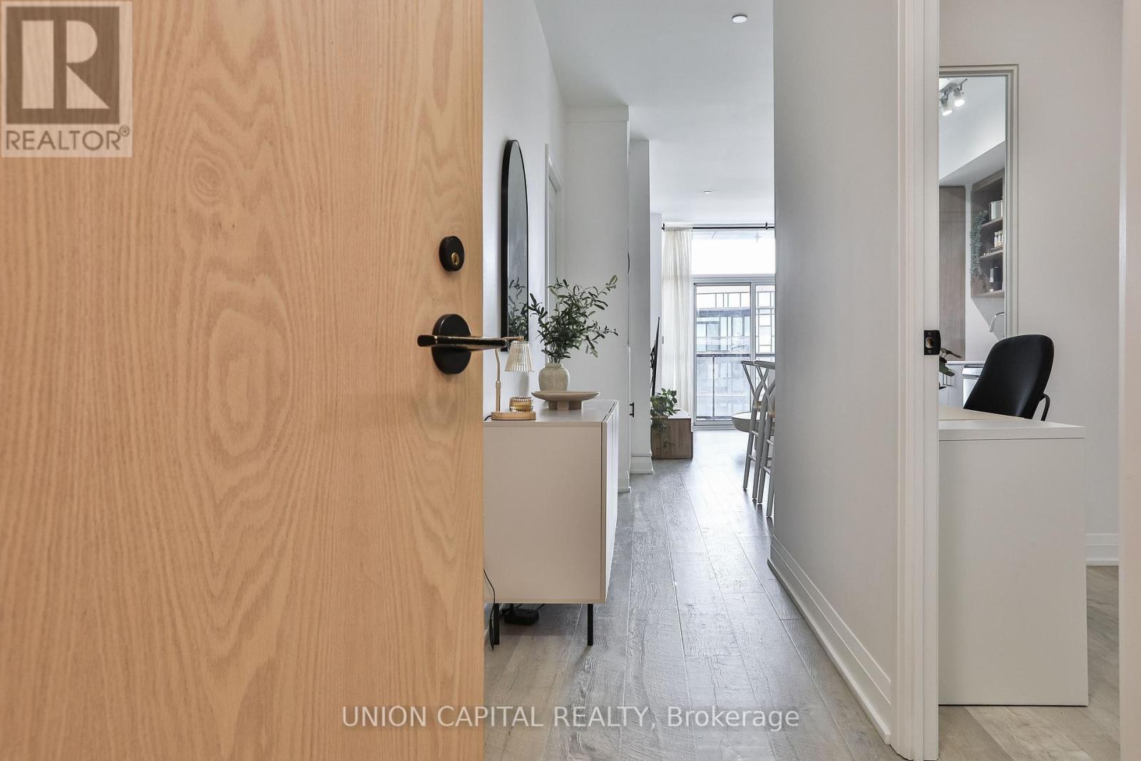 Apartment at 303 - 50 GEORGE BUTCHART DRIVE, Toronto (Downsview-Roding-CFB)