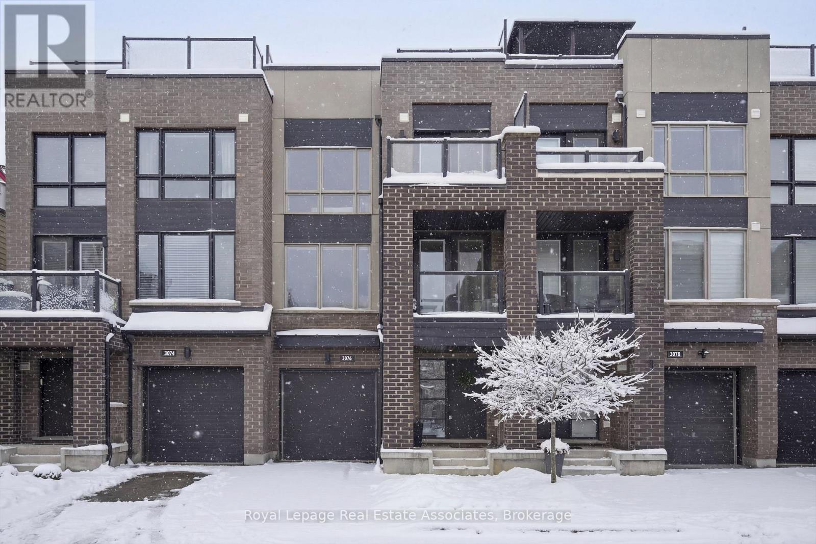 Townhouse at 3076 CASCADE COMMON, Oakville (JM Joshua Meadows)