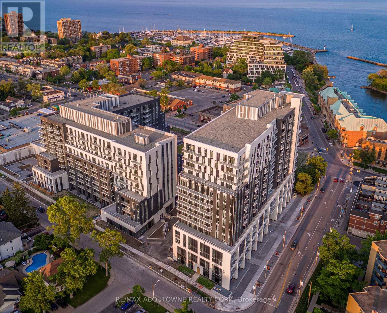 Apartment at B0903 - 133 BRONTE ROAD, Oakville (BR Bronte)