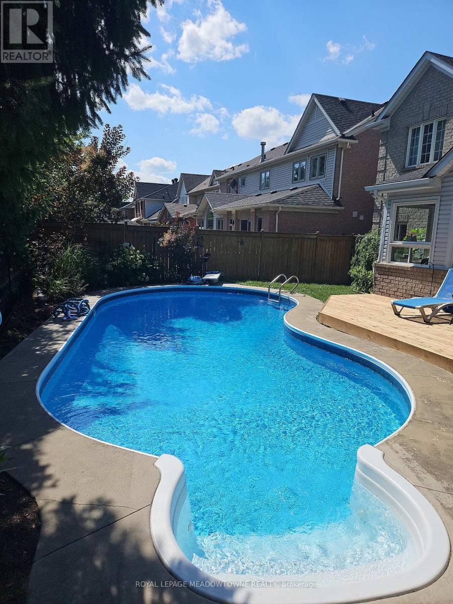 Detached at 19 GRIST MILL DRIVE, Halton Hills