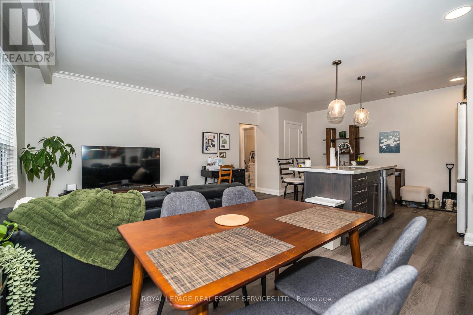 Multiplex at 11 - 2637 KEELE STREET, Toronto (Maple Leaf)