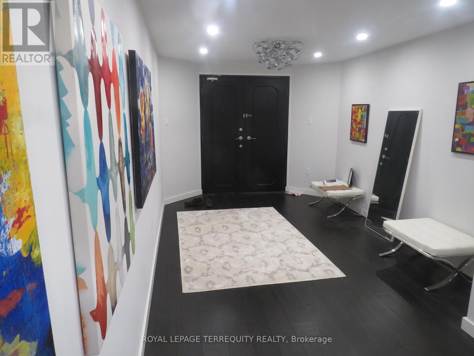 Apartment at 3305 - 2045 LAKE SHORE BOULEVARD W, Toronto (Mimico)