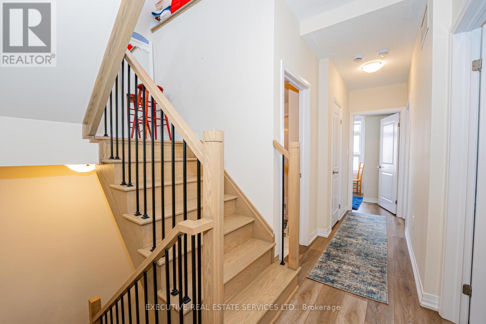 Townhouse at 105 - 1589 ROSE WAY, Milton