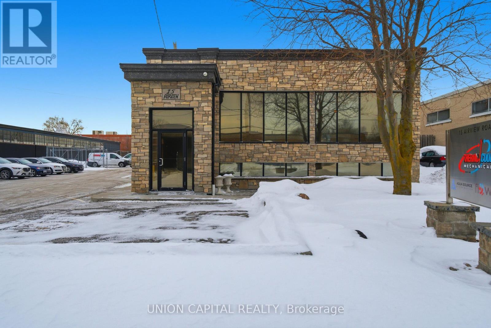 Other at 15 AIRVIEW ROAD, Toronto (West Humber-Clairville)