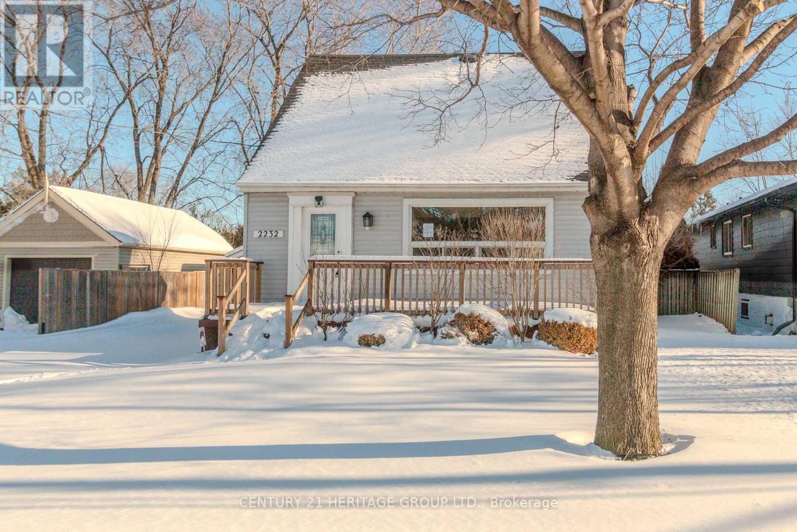 Detached at 2232 QUEENSWAY DRIVE, Burlington (Freeman)