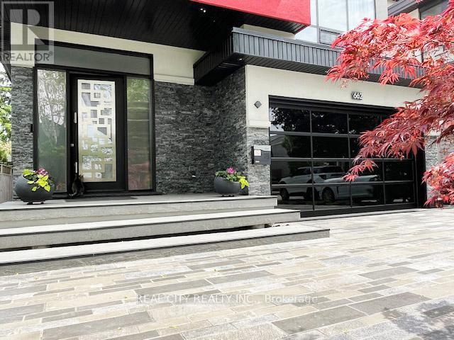 Detached at 662 BYNGMOUNT AVENUE, Mississauga