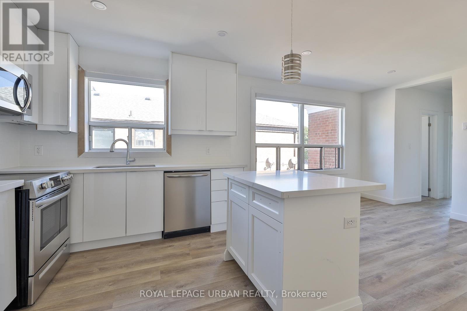 Multiplex at 8 - 2841 KEELE STREET, Toronto (Downsview-Roding-CFB)
