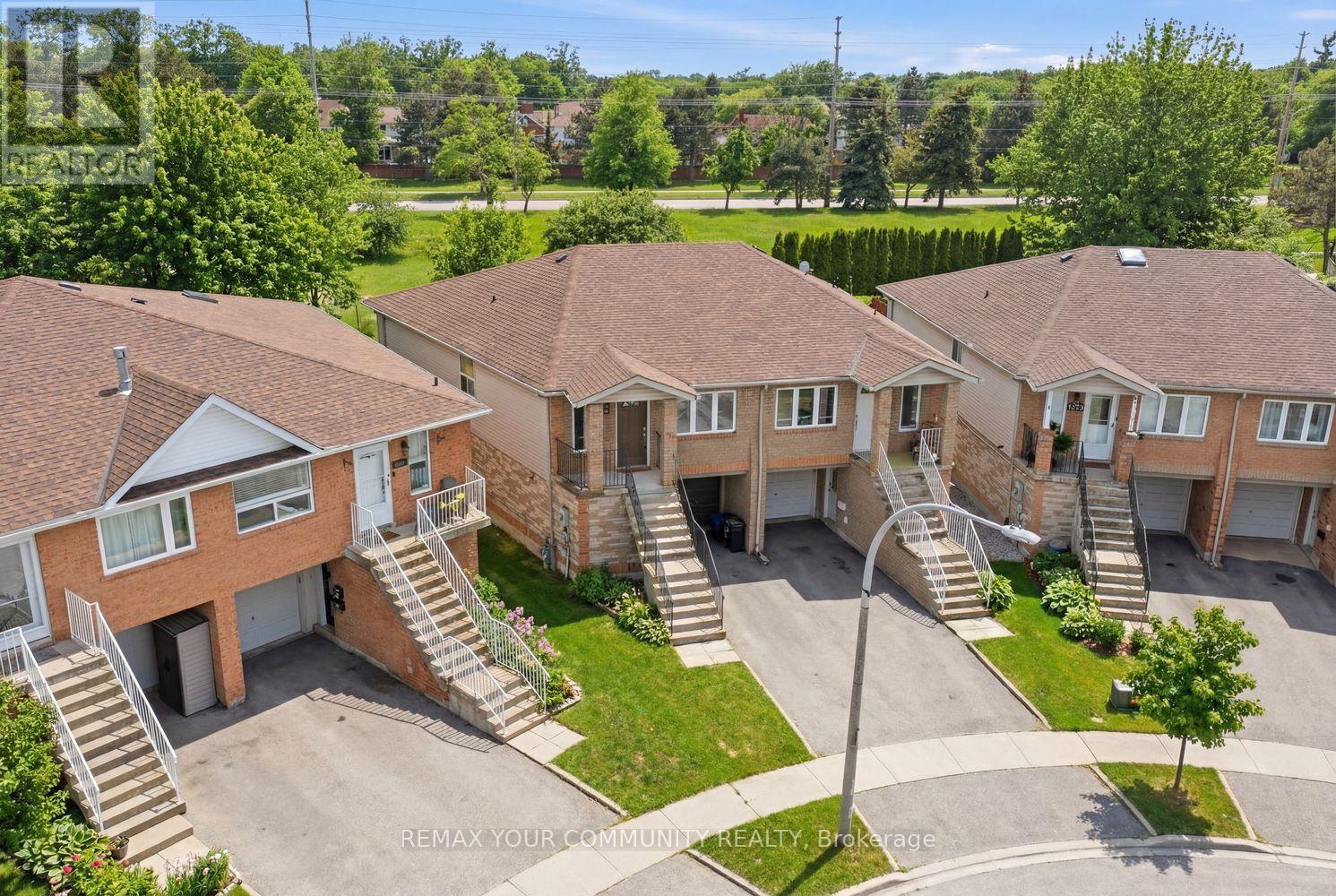 Semi-Detached/Link at 1500 PADDINGTON COURT, Burlington (Palmer)