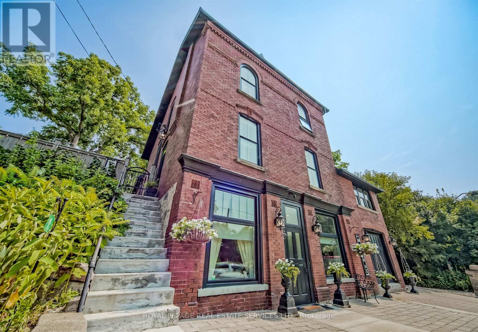 Detached at 11 MAIN STREET S, Milton (Campbellville)