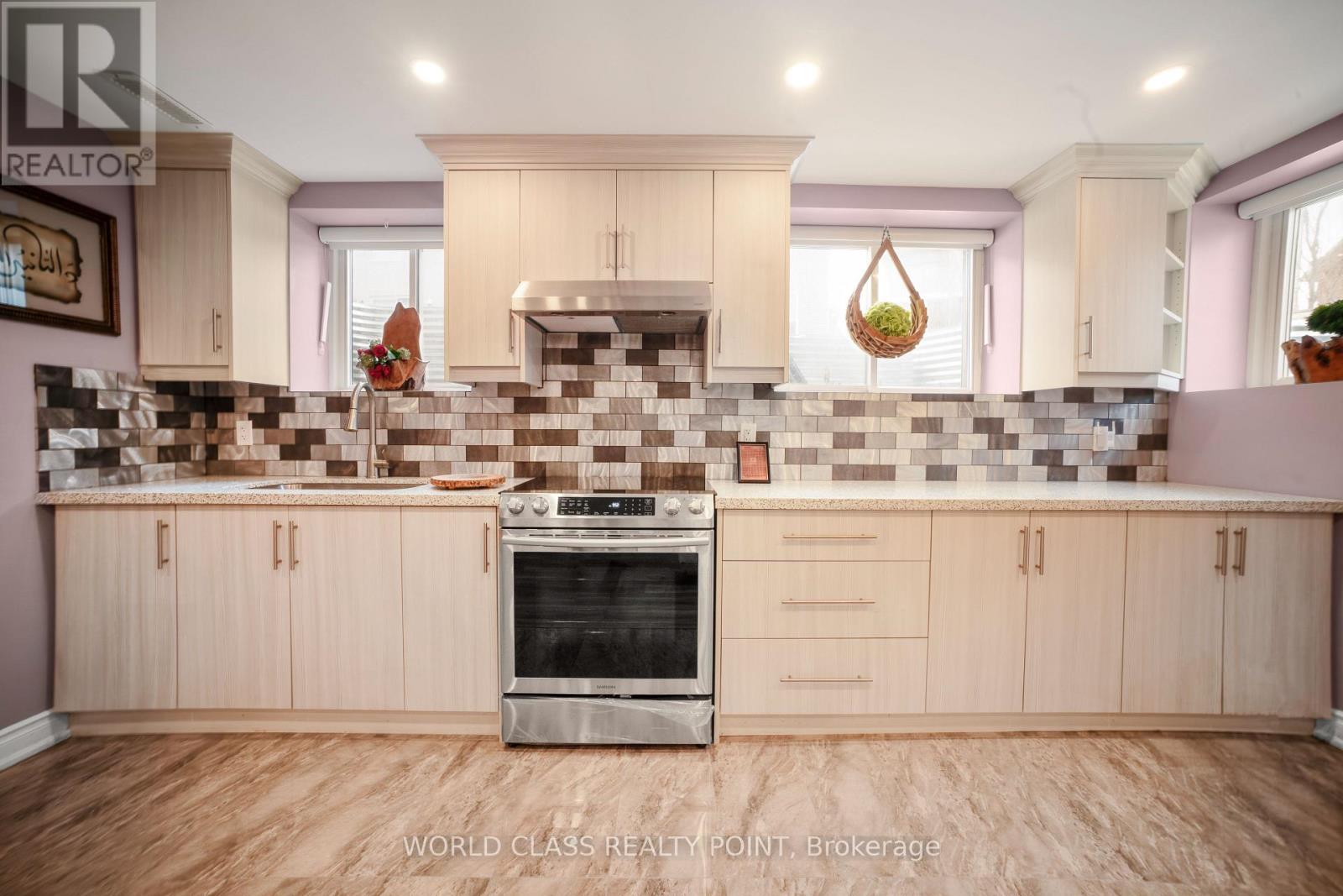 Detached at BASEMENT APT - 3191 DAISY WAY, Oakville (GO Glenorchy)