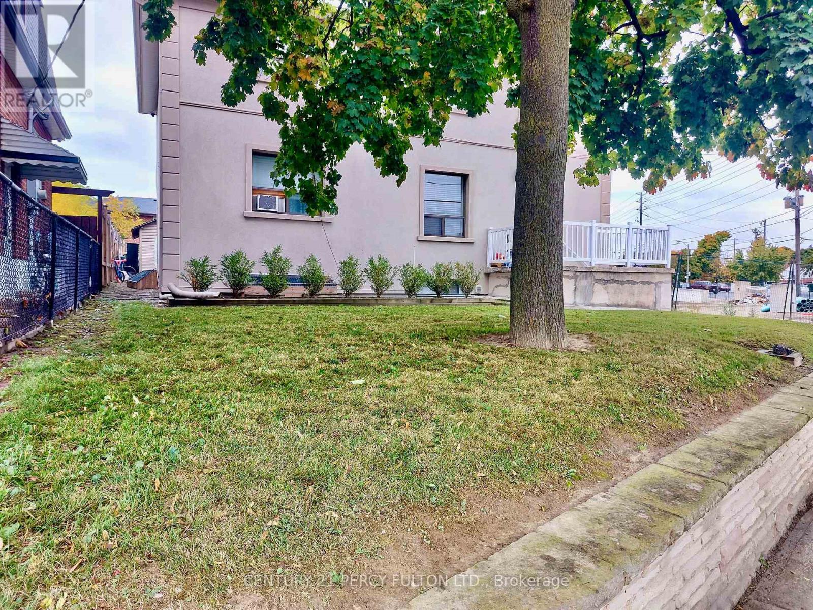 Multiplex at 2 - 952 SCARLETT ROAD, Toronto (Humber Heights)
