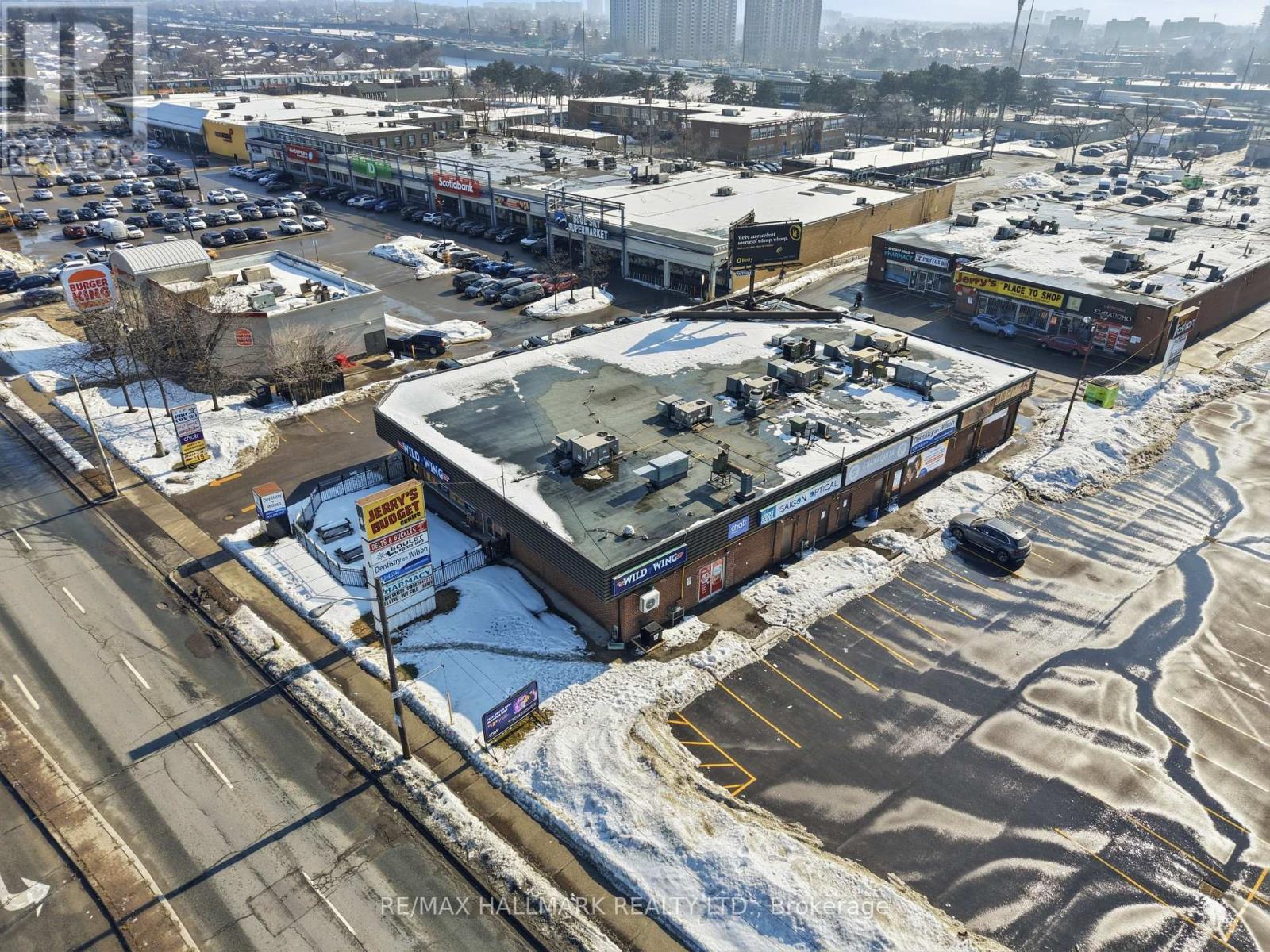 Other at 40 BEVERLY HILLS DRIVE, Toronto (Downsview-Roding-CFB)