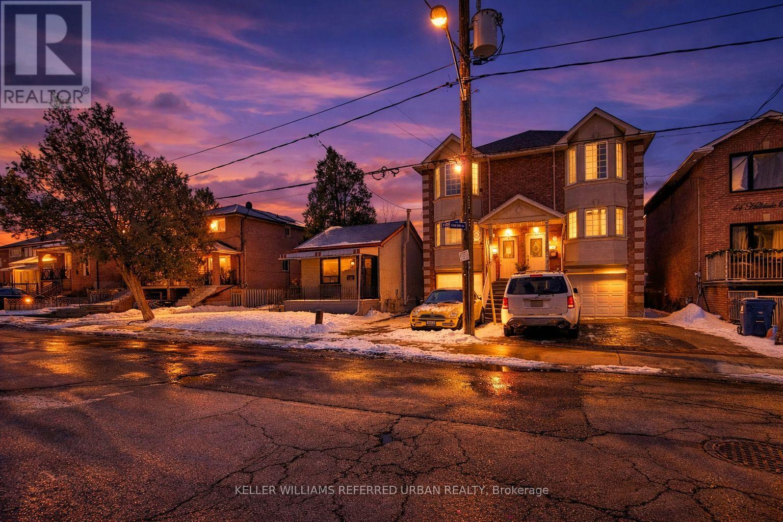 Detached at 38 HILLDALE ROAD, Toronto (Rockcliffe-Smythe)