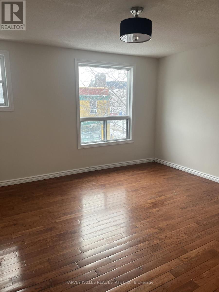 Other at UPPER - 916 BLOOR STREET W, Toronto (Dovercourt-Wallace Emerson-Junction)
