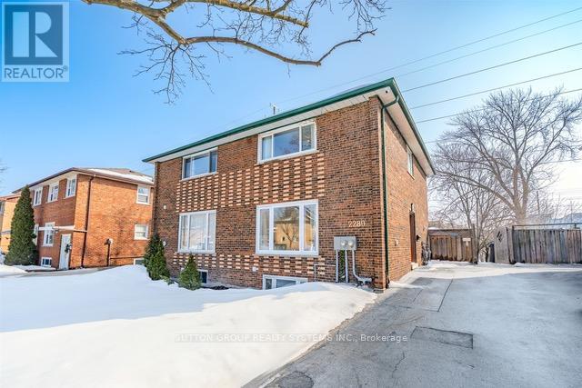 Semi-Detached/Link at 2280 WISEMAN COURT, Mississauga (Clarkson)