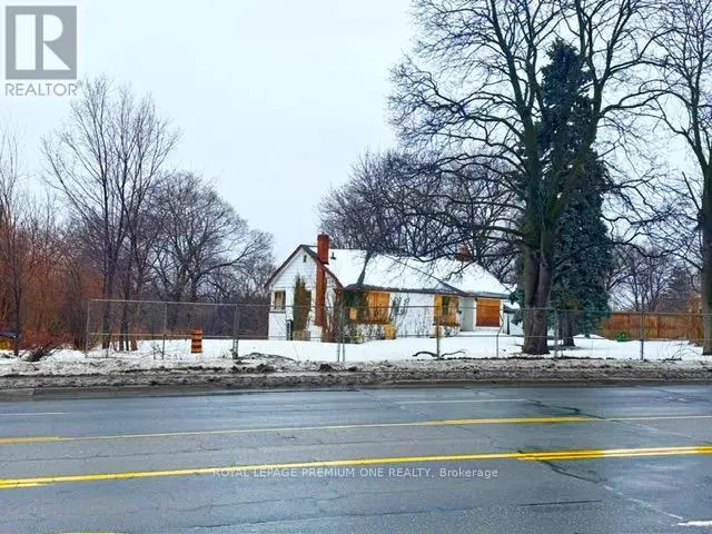 Detached at 2986 WESTON ROAD, Toronto (Humberlea-Pelmo Park)