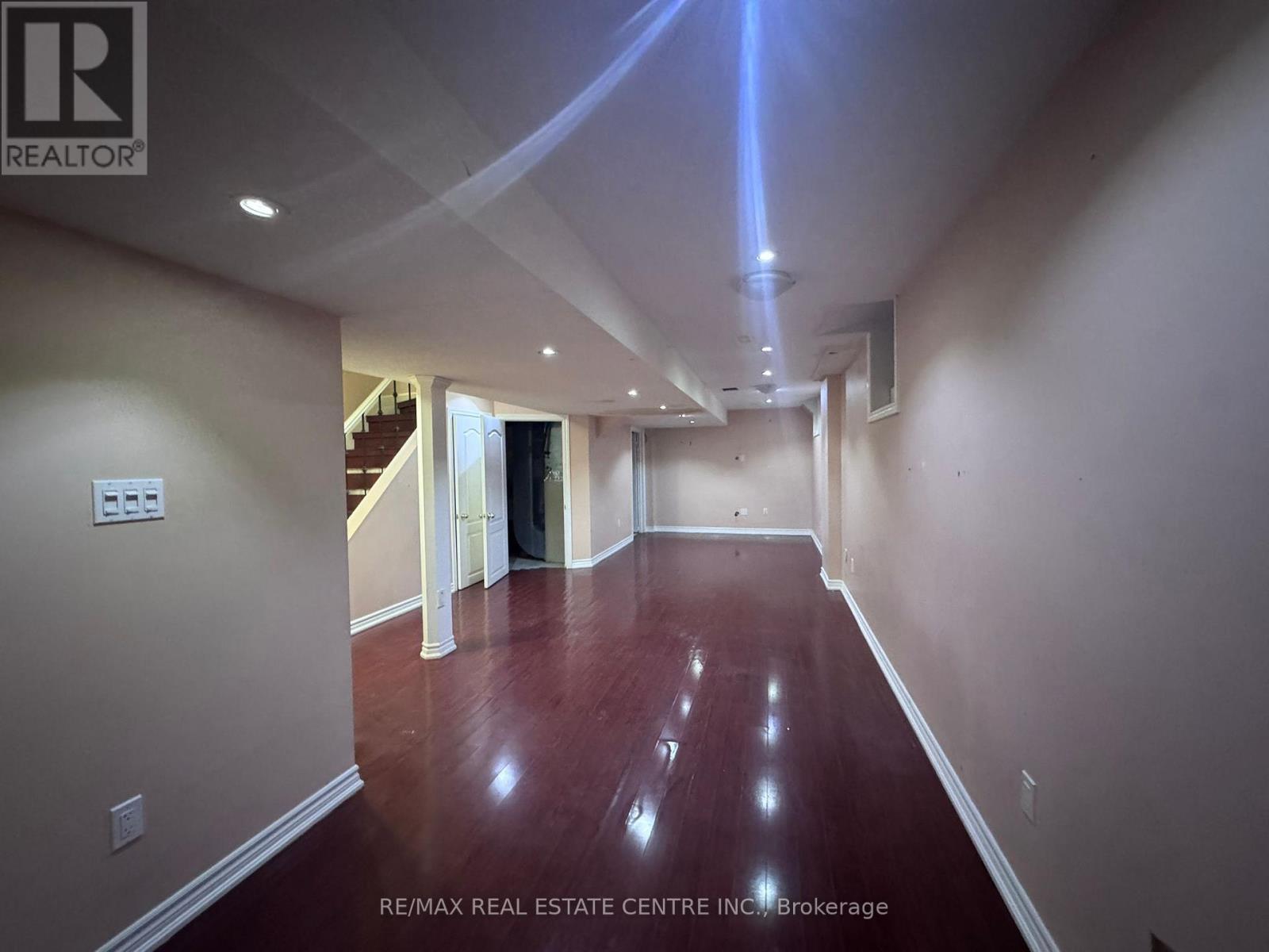 Semi-Detached/Link at 23 LONESTAR CRESCENT, Brampton