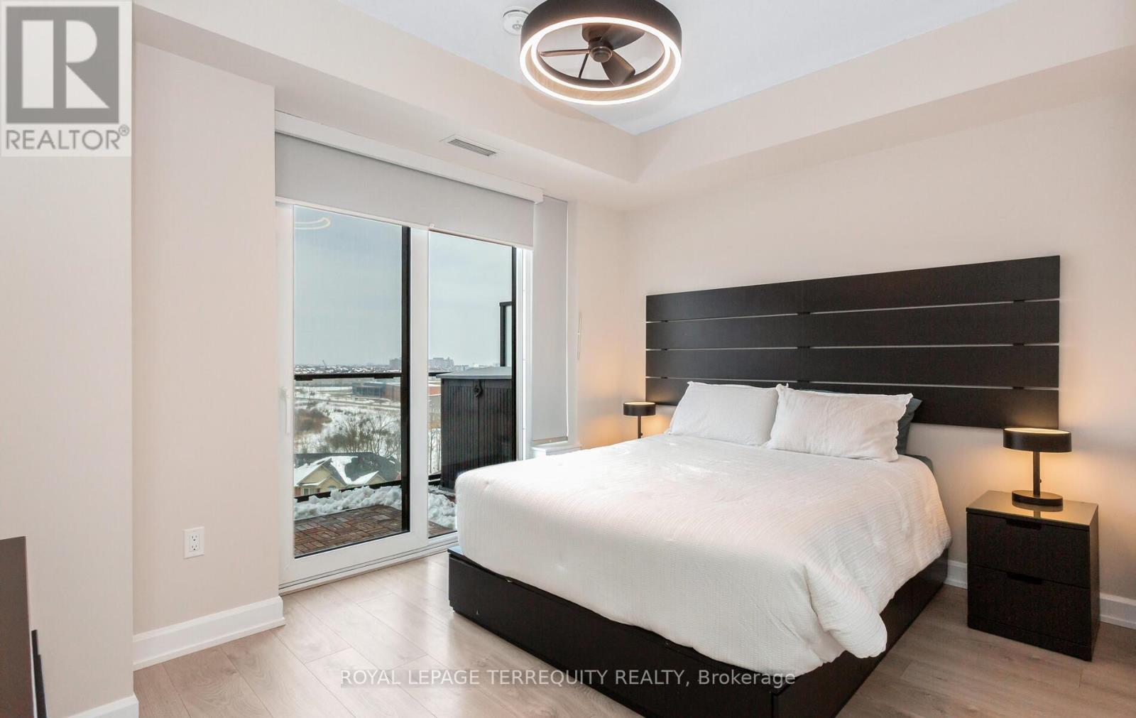 Apartment at 806 - 3200 WILLIAM COLTSON AVENUE, Oakville