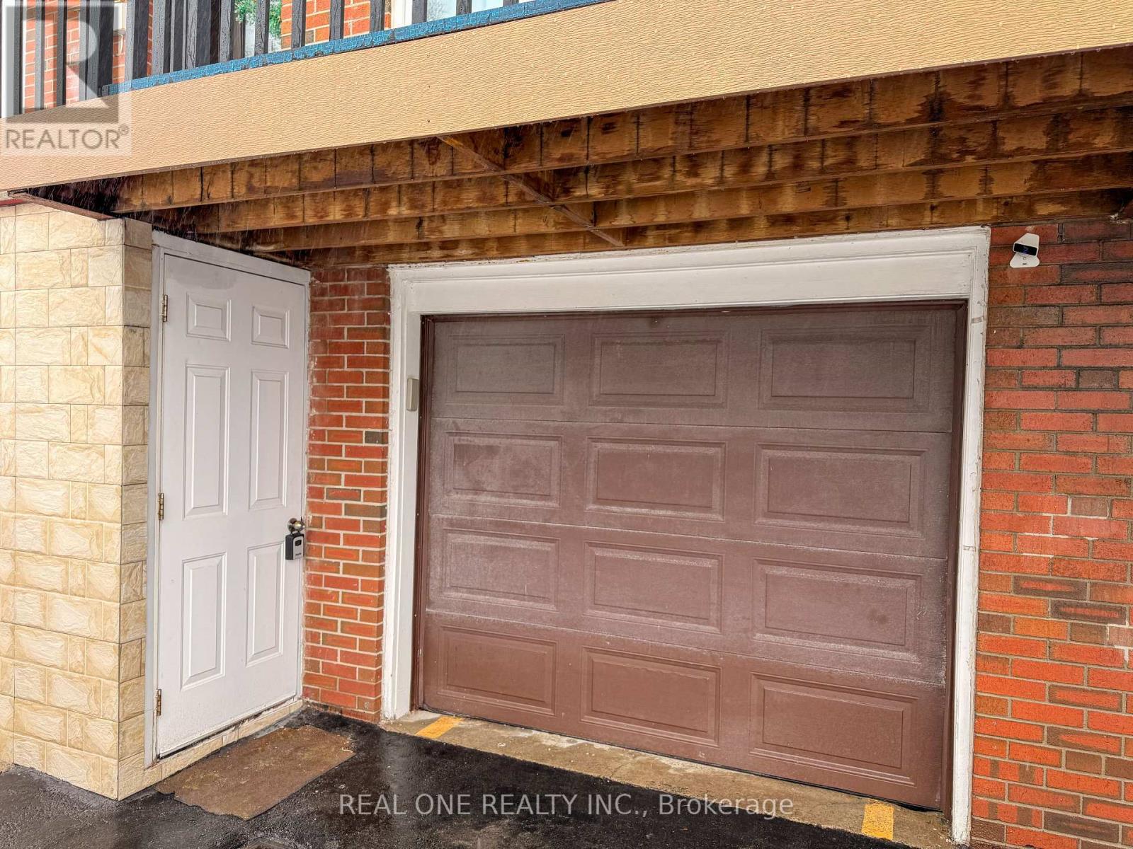 Semi-Detached/Link at LOWER UNIT - 3421 ELLENGALE DRIVE W, Mississauga