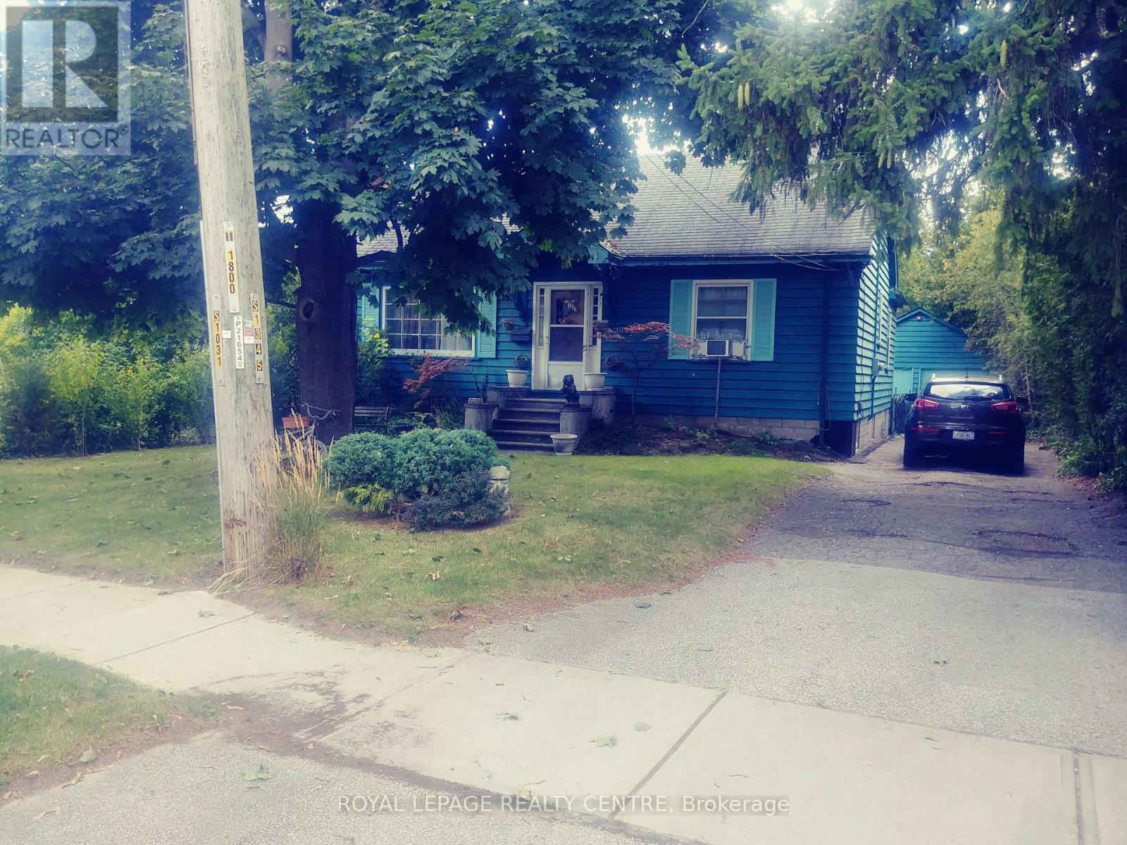 Detached at 1544 CAWTHRA COURT, Mississauga (Mineola)