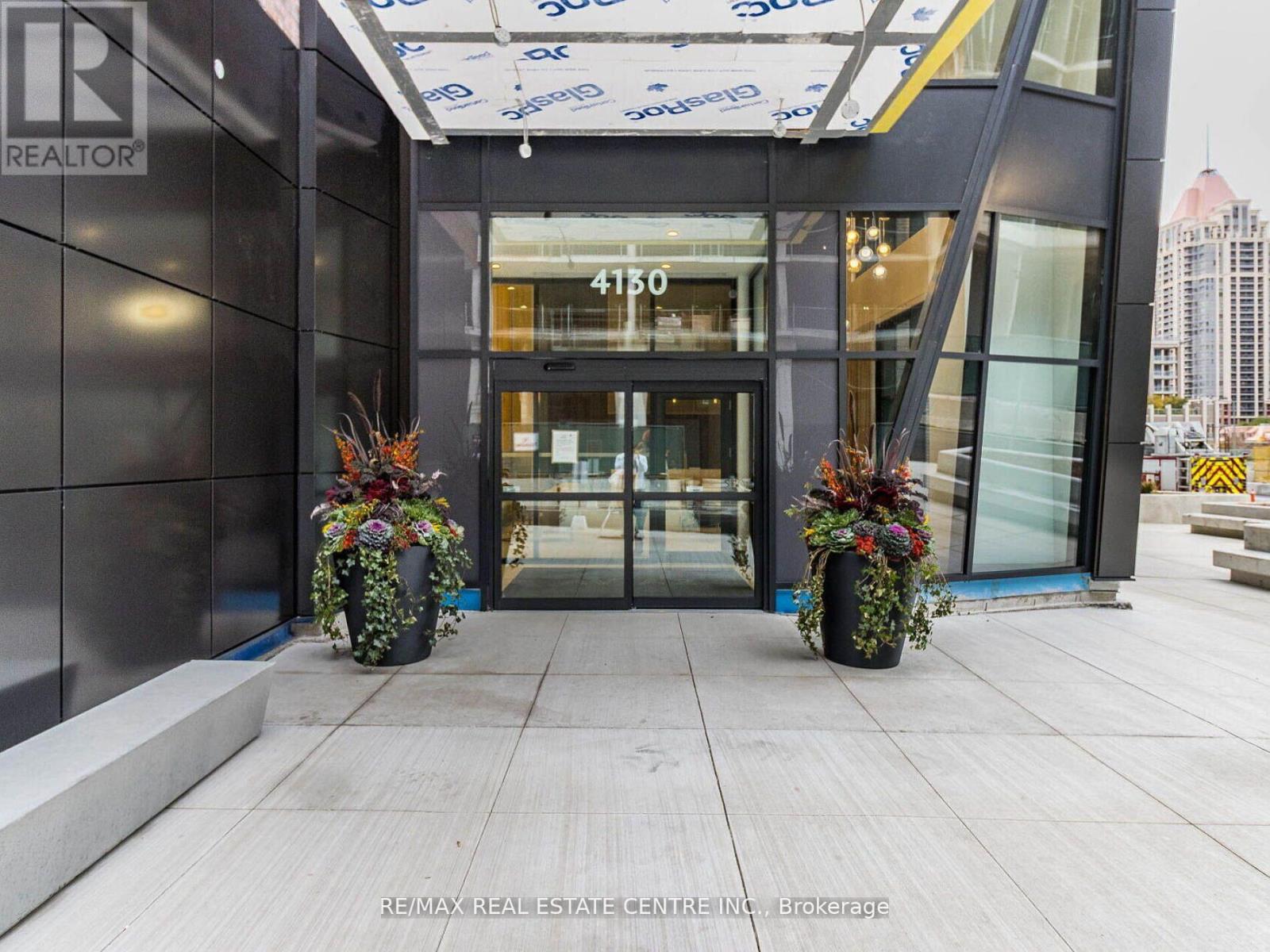 Apartment at 910 - 4130 PARKSIDE VILLAGE DRIVE W, Mississauga (City Centre)