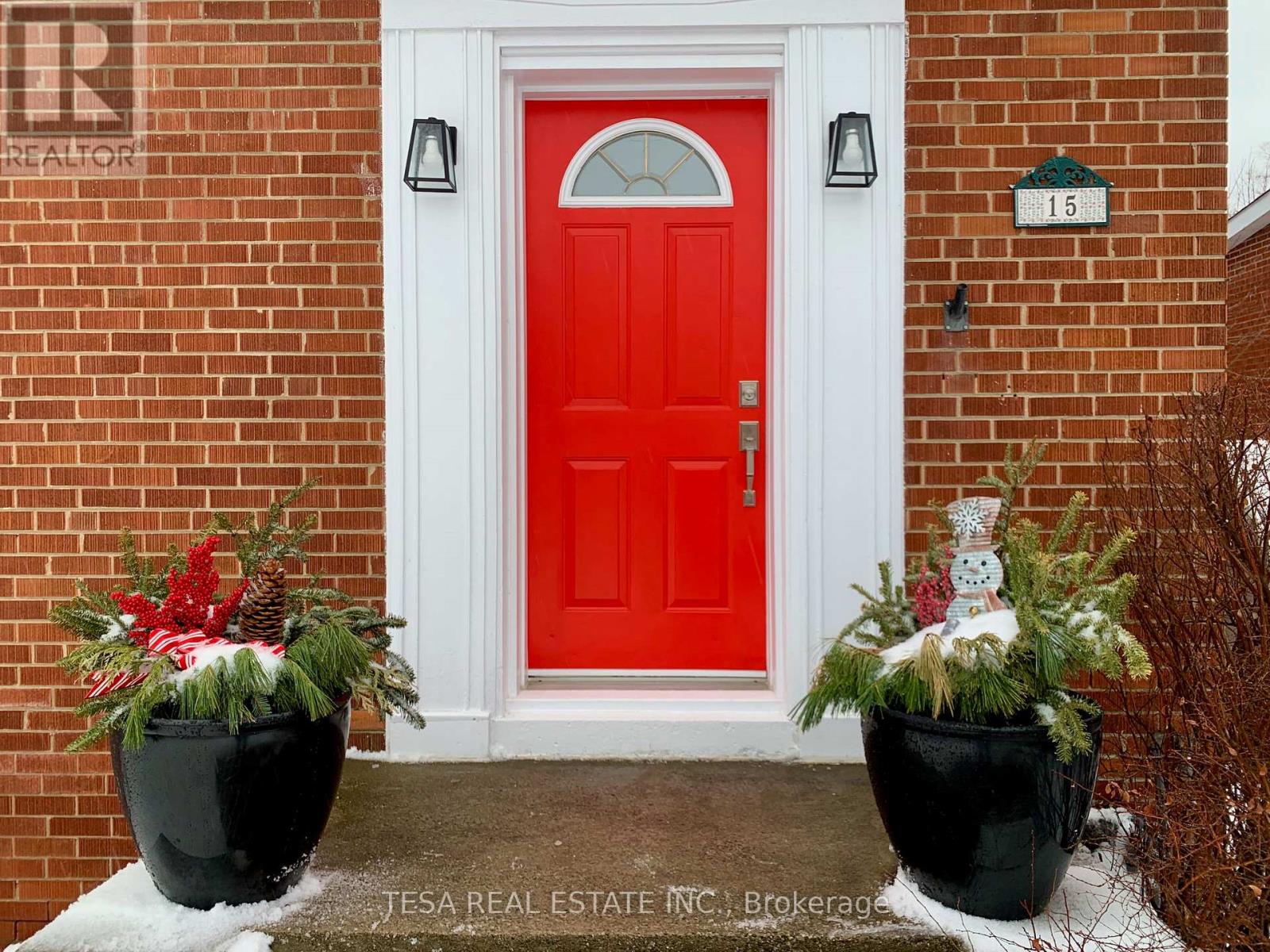 Detached at 15 DOWNING STREET, Toronto (Islington-City Centre West)