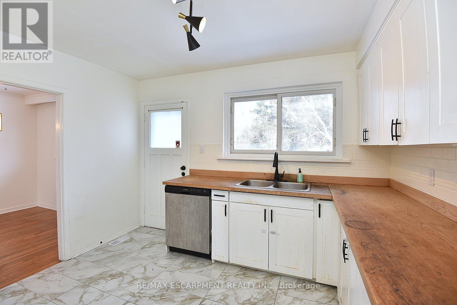 Detached at 409 TENNYSON DRIVE, Oakville