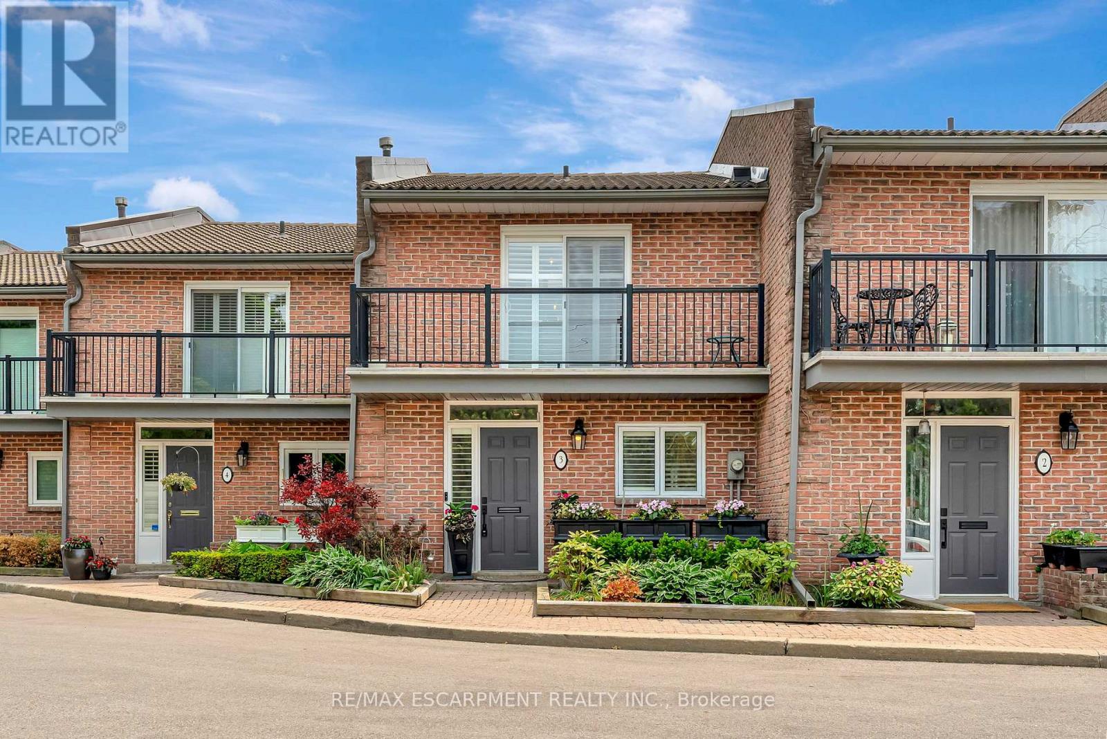 Townhouse at 3 - 2136 OLD LAKESHORE ROAD, Burlington (Brant)