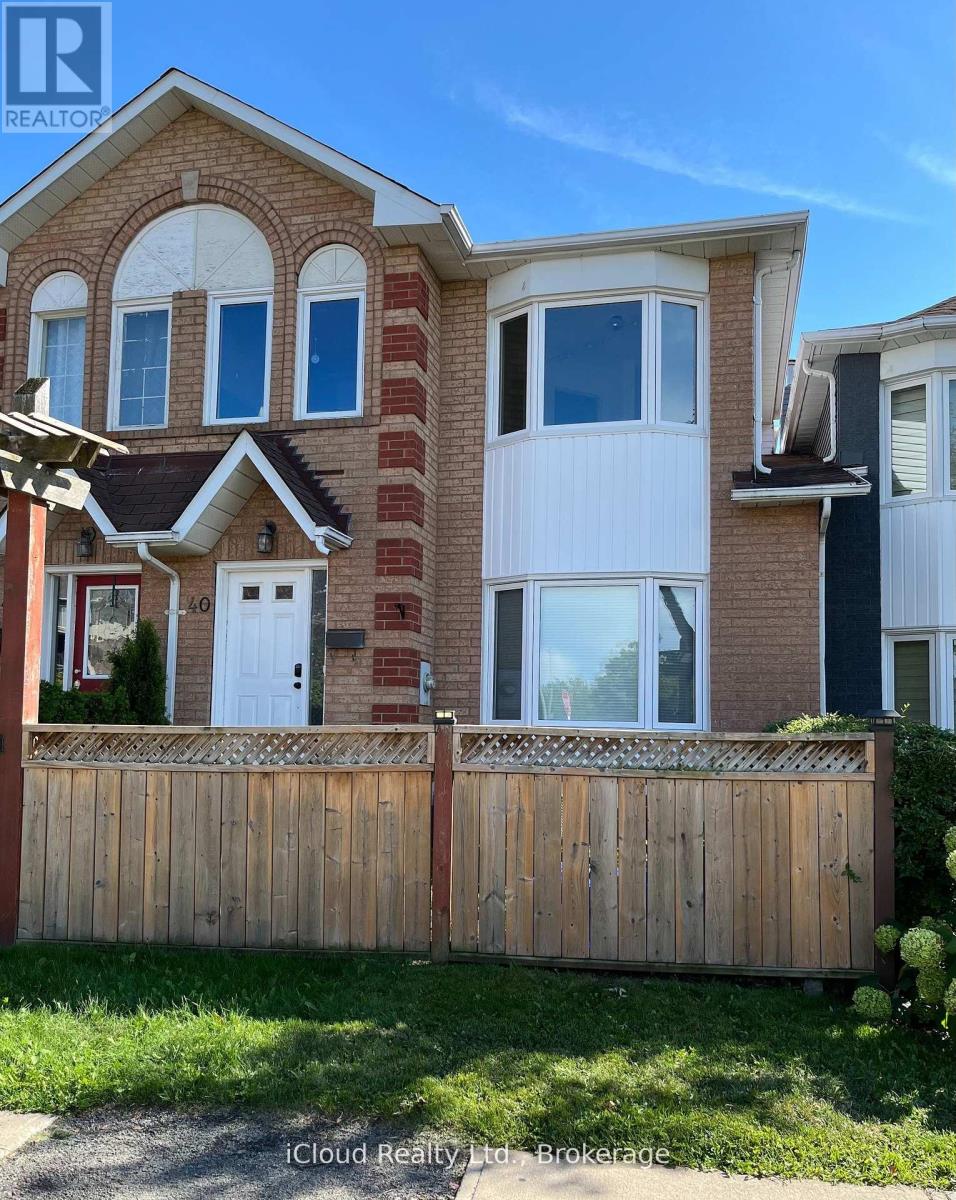 Townhouse at 40 GLENASHTON DRIVE, Oakville (RO River Oaks)