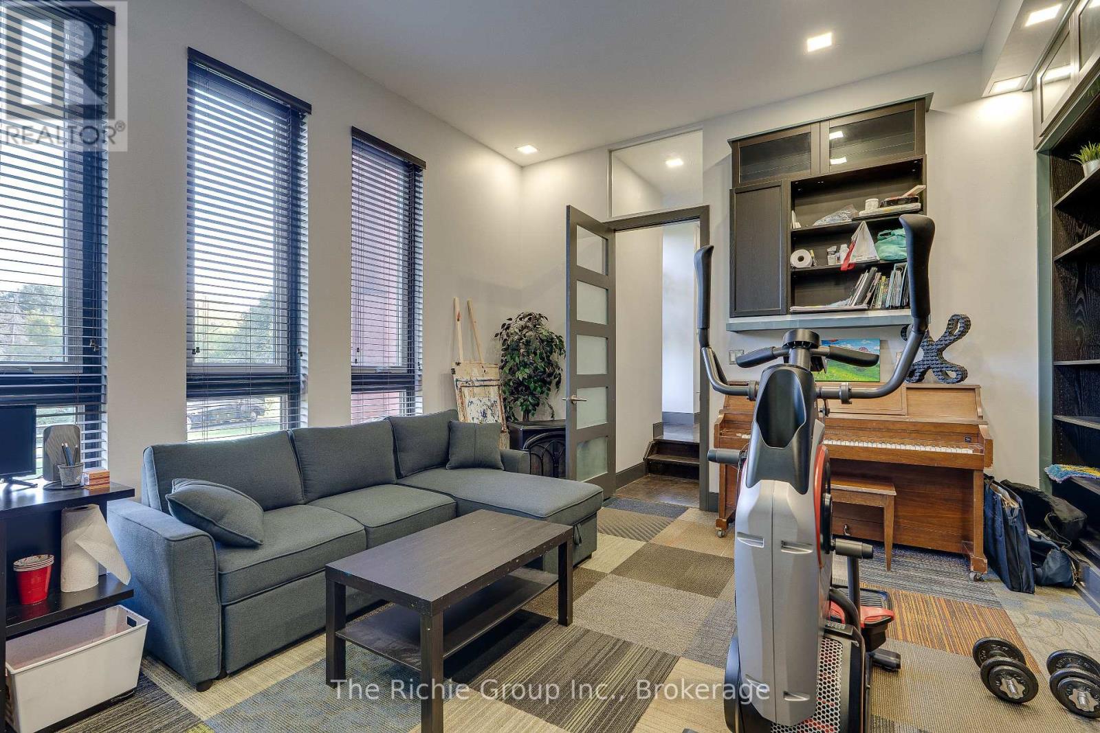 Detached at 21 BARTLEY DRIVE, Caledon