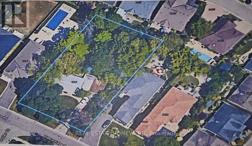 Detached at 2441 OLD CARRIAGE ROAD, Mississauga