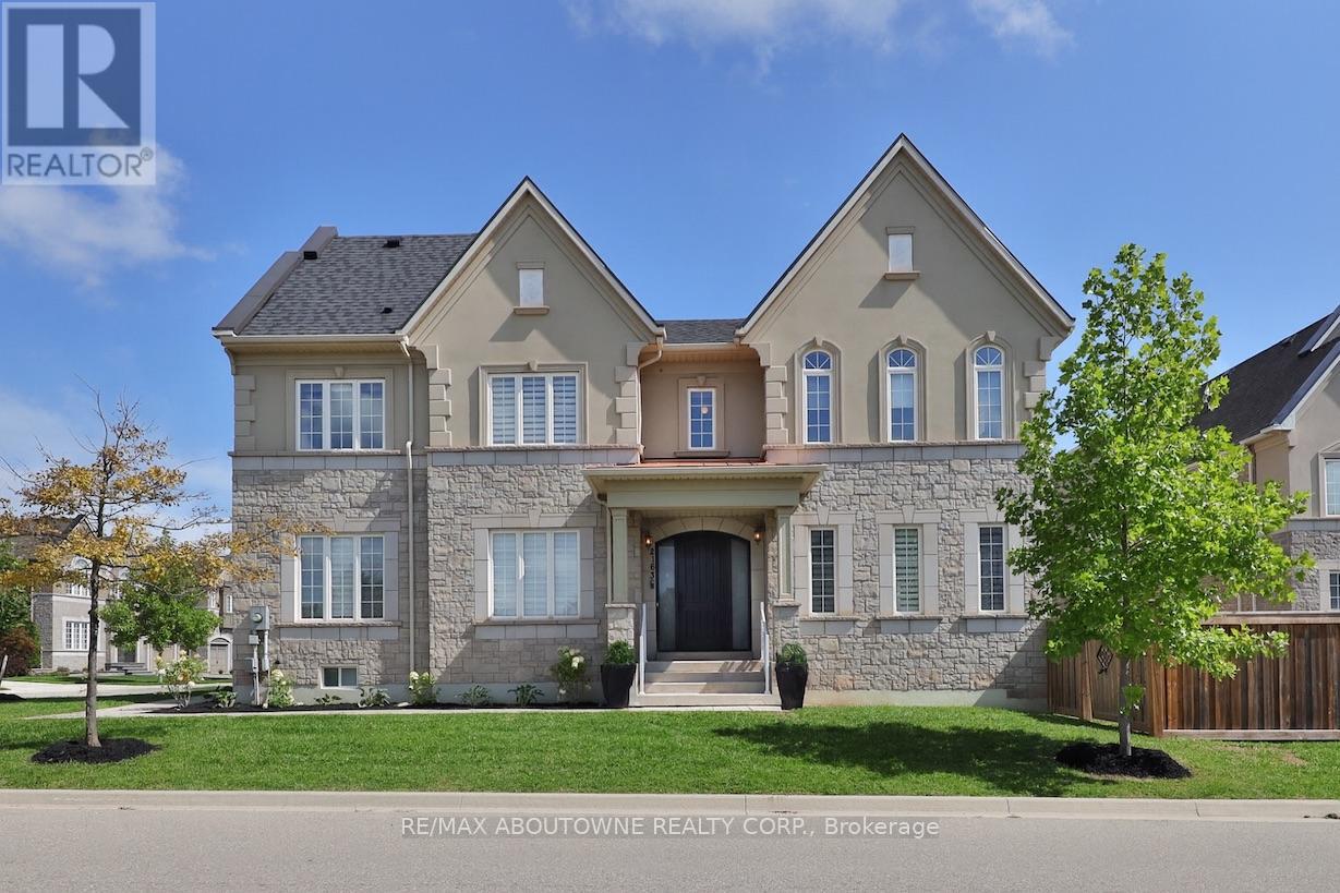 Detached at 2163 VINELAND CRESCENT, Oakville (RO River Oaks)