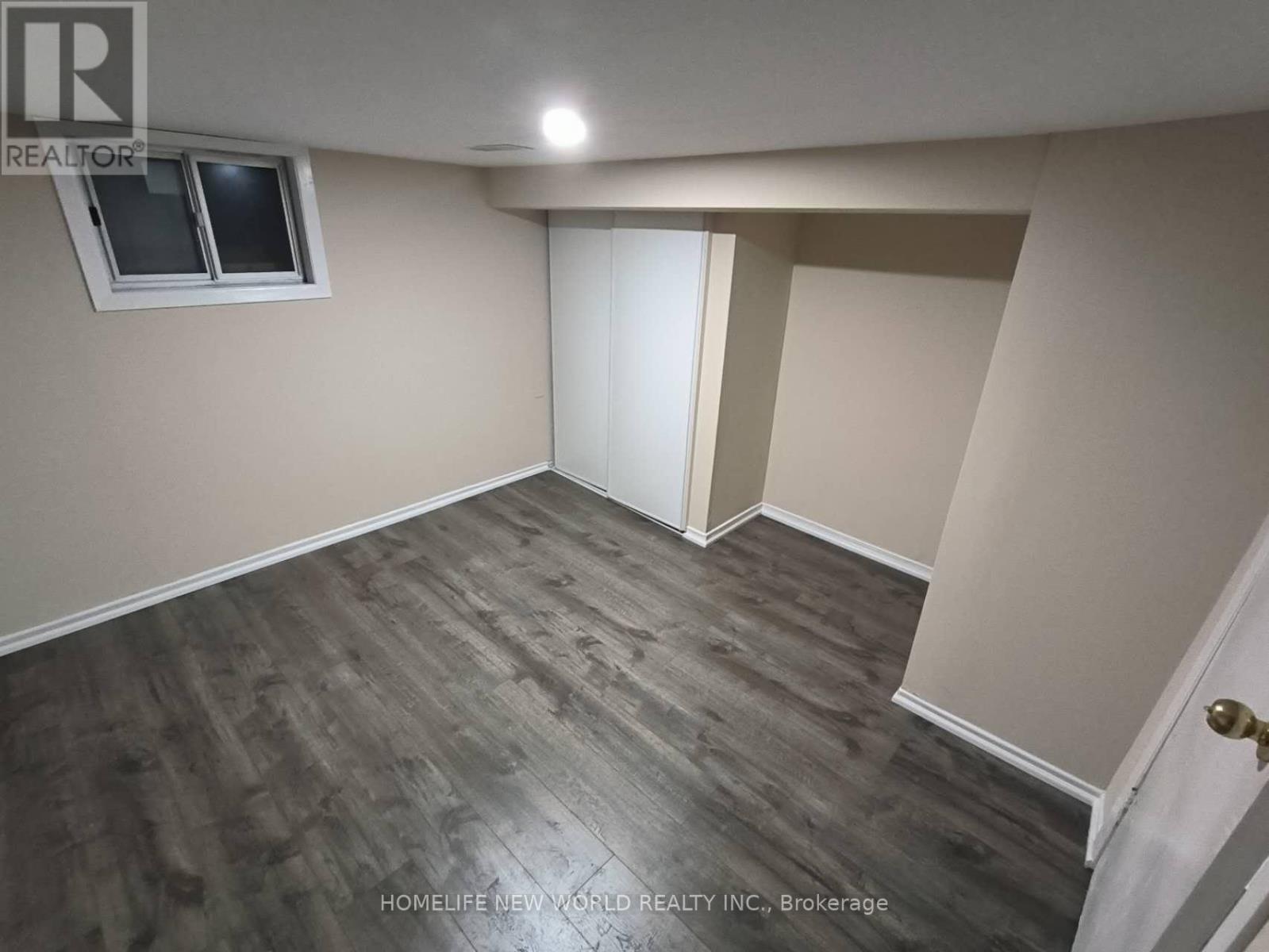 Detached at 55 CHAMBERLAIN B1 AVENUE, Toronto (Briar Hill-Belgravia)