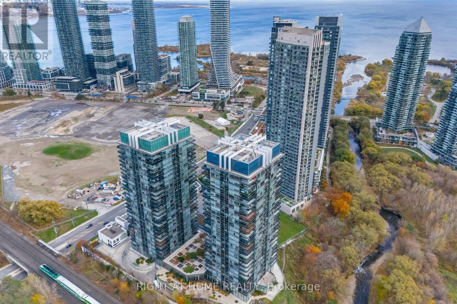 Apartment at 3005 - 88 PARK LAWN ROAD, Toronto (Mimico)