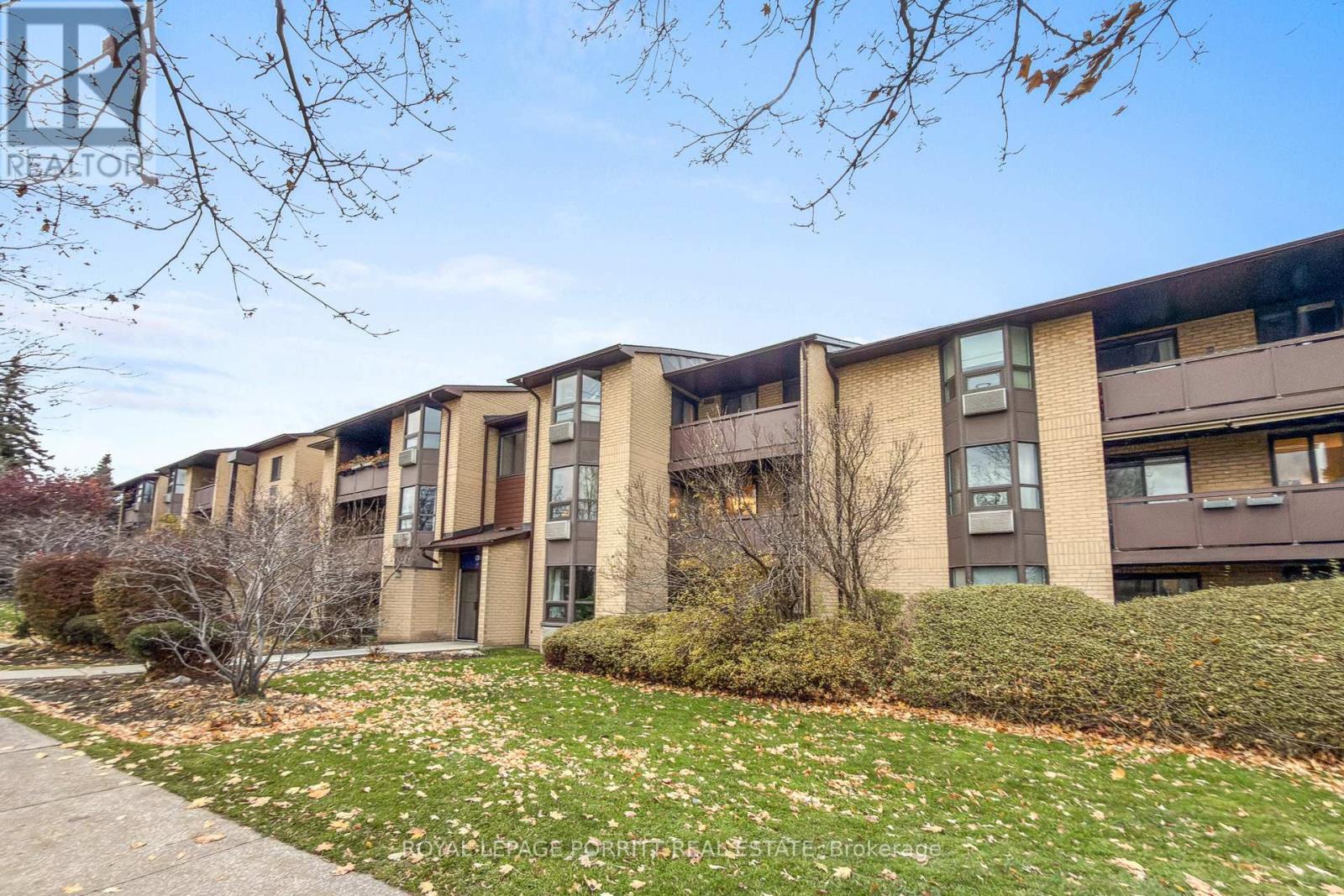 Apartment at 208 - 3835 LAKE SHORE BOULEVARD W, Toronto (Long Branch)