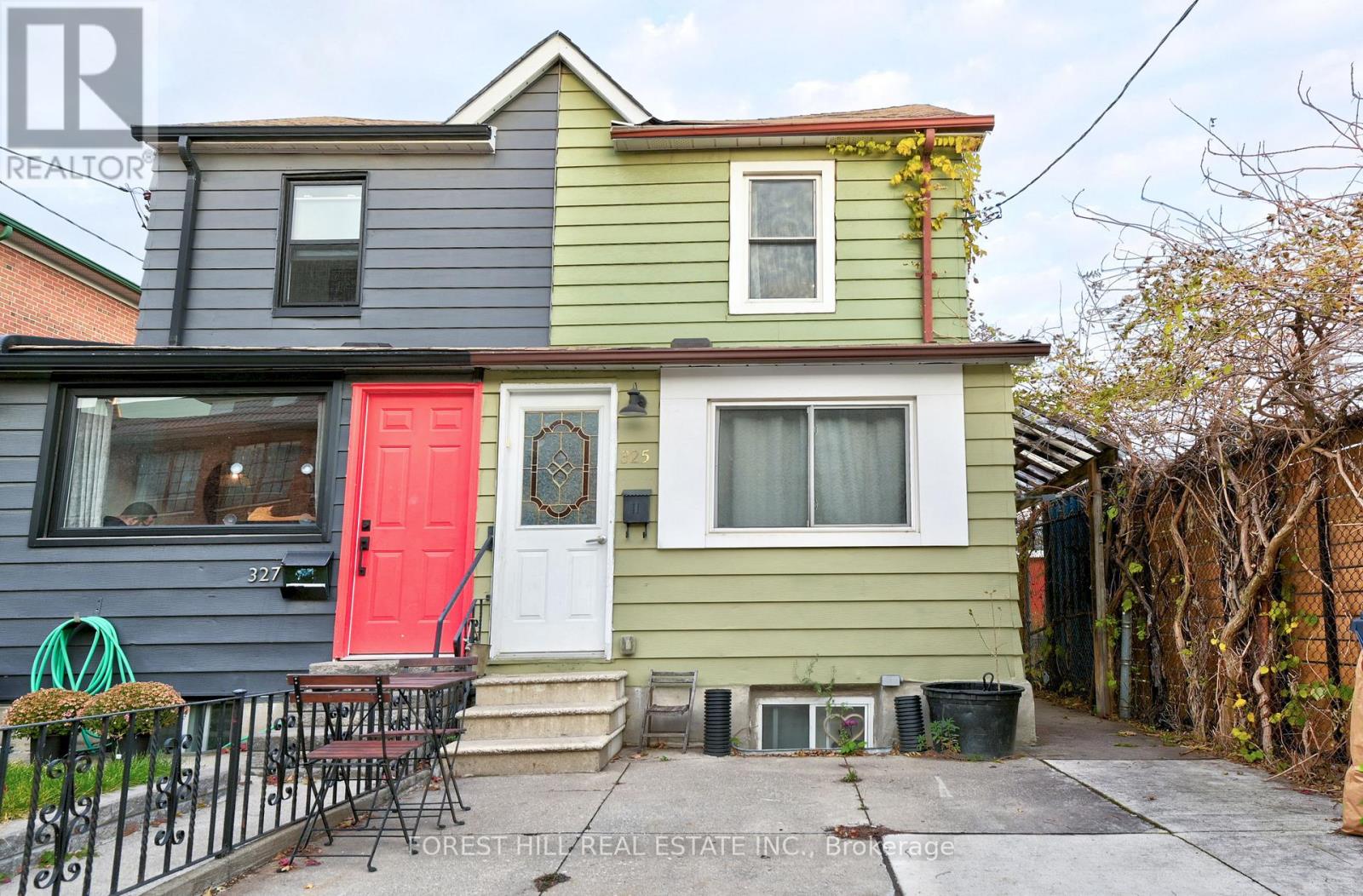 Semi-Detached/Link at 325 WESTMORELAND AVENUE N, Toronto (Dovercourt-Wallace Emerson-Junction)