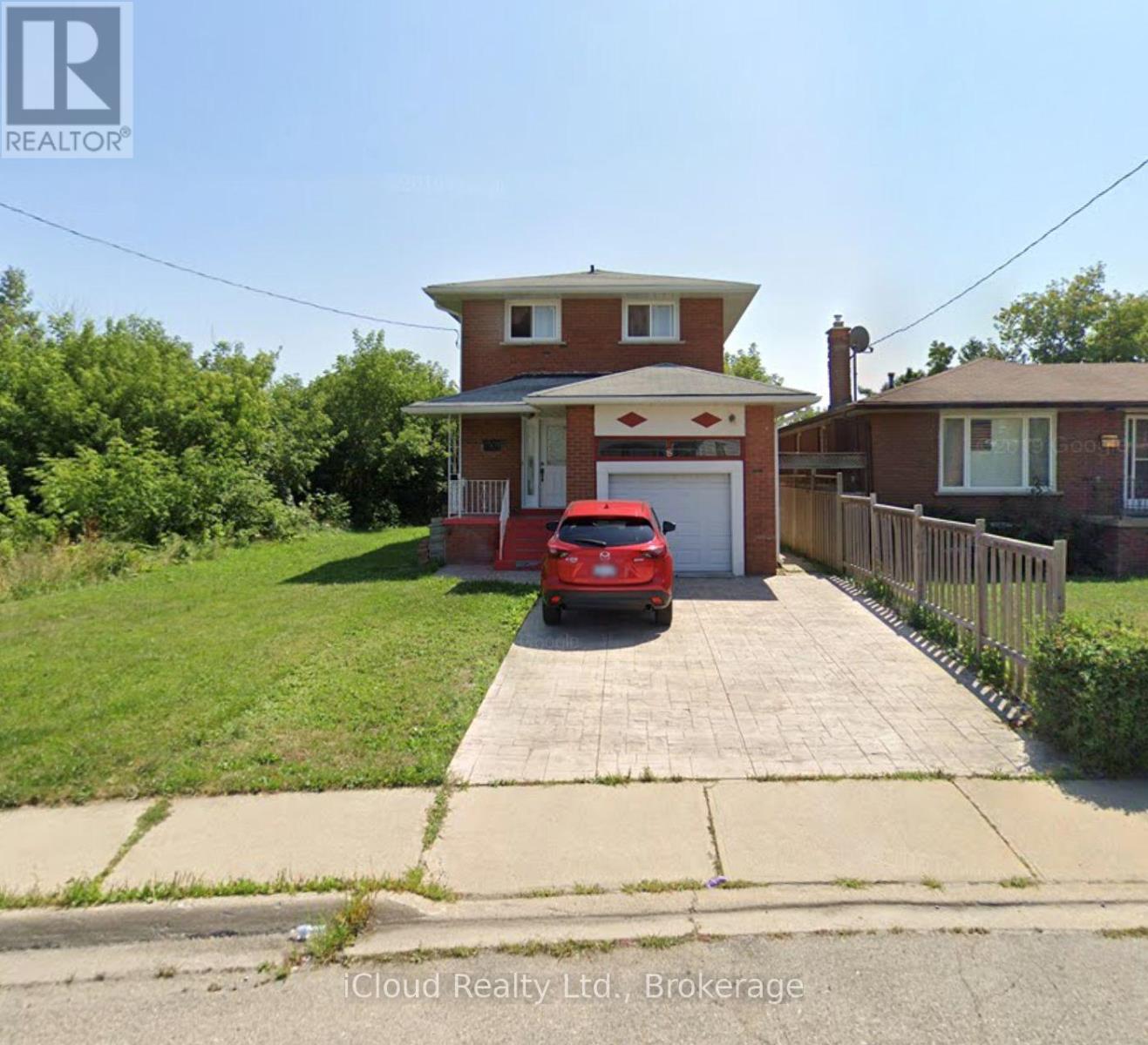 Detached at BSMT - 8 YORK STREET, Mississauga (Malton)