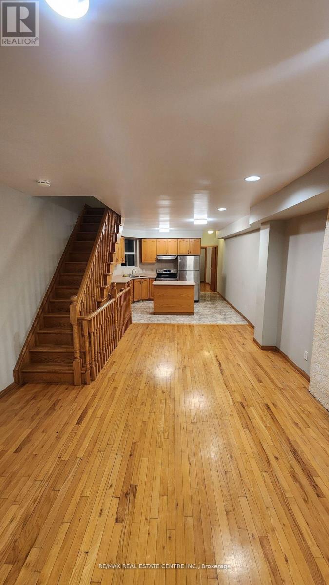 Semi-Detached/Link at UPPER - 908 OSSINGTON AVENUE, Toronto (Dovercourt-Wallace Emerson-Junction)