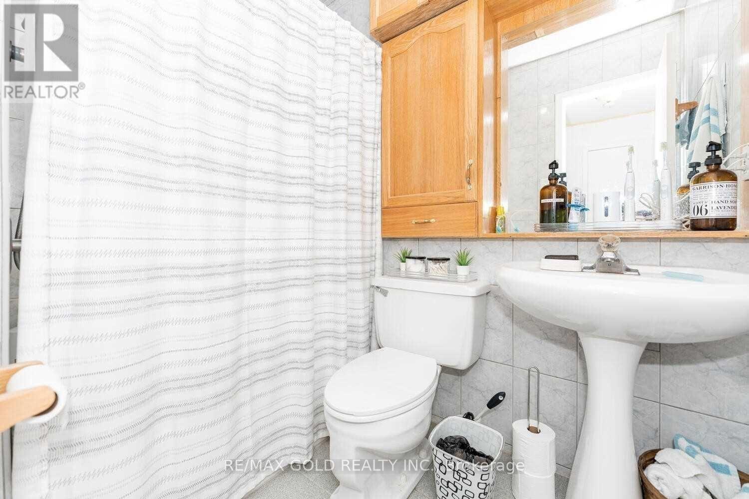 Semi-Detached/Link at 63 NEWSTEAD CRESCENT, Brampton